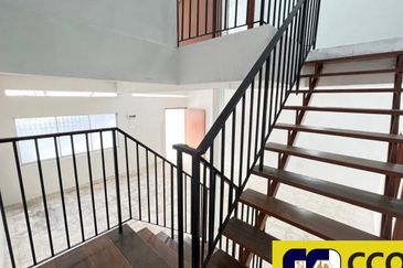 TAMAN RASI, MENGLEMBU