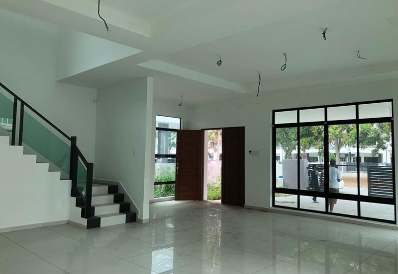 1-ACASIA @ PANORAMA LAPANGAN AKASIA