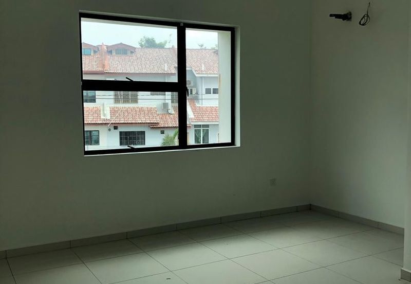 1-ACASIA @ PANORAMA LAPANGAN AKASIA