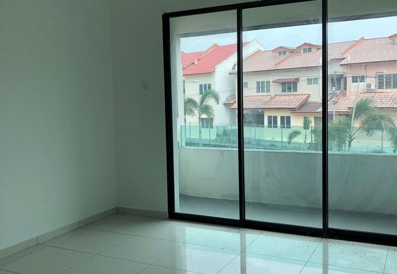 1-ACASIA @ PANORAMA LAPANGAN AKASIA