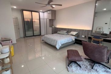 TAMAN MERU DESA PARK