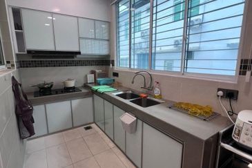 TAMAN MERU DESA PARK