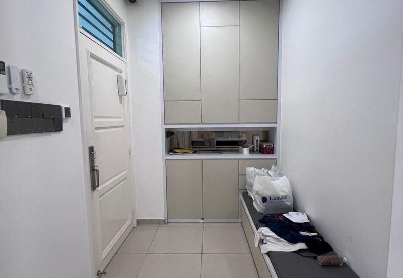 TAMAN MERU DESA PARK