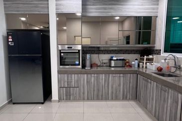 TAMAN MERU DESA PARK