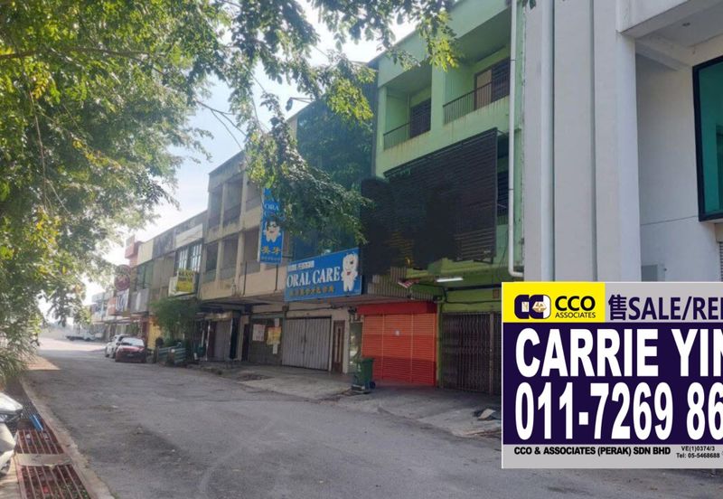 Jalan Pasir Puteh, Station 18