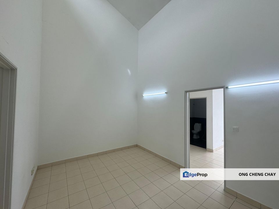 Good Condition Double Storey 4R3B Taman Idaman Bangi For Sale Near Taman Impian Putra , Selangor, Kajang