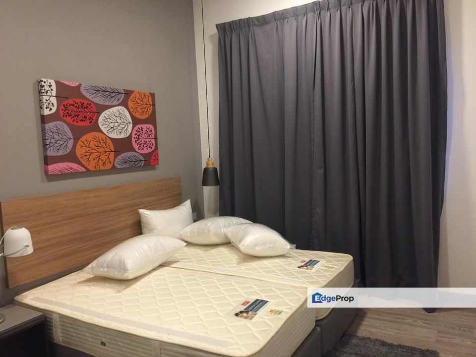 Available Now, Kuala Lumpur, Pantai