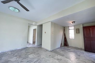 Taman Tasik Semenyih (Lake Residence)