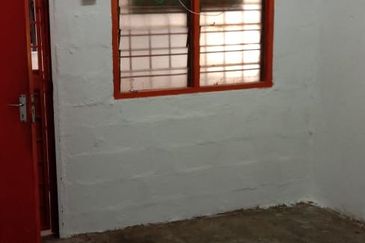 Rumah Flat Murah Tingkat 3 dijual Bandar Teknologi Kajang Semenyih