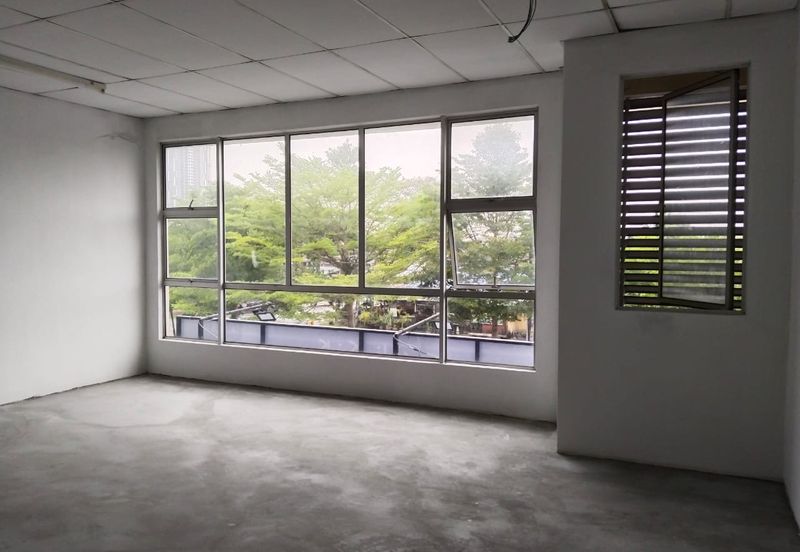 Ruang Pejabat Tingkat 1 utk Disewa Sungai Kantan Kajang Town 1st Floor Office Lot for Rent