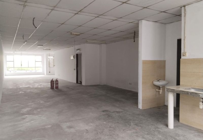 Ruang Pejabat Tingkat 1 utk Disewa Sungai Kantan Kajang Town 1st Floor Office Lot for Rent
