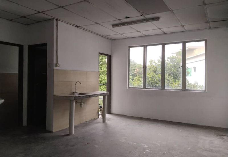 Ruang Pejabat Tingkat 1 utk Disewa Sungai Kantan Kajang Town 1st Floor Office Lot for Rent