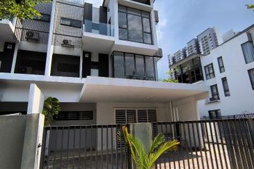 Mutiara Heights