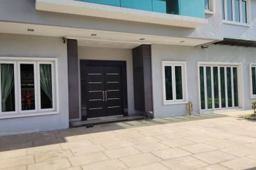 Jalan Kemuning Permai 33/42 