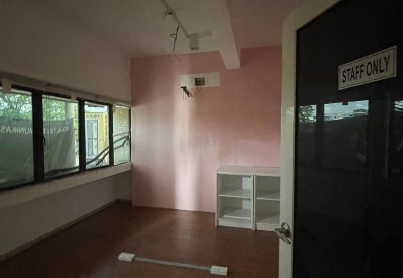 Renovated 1st Floor Office Kajang Jalan Reko For Rent Near Bangi, Sg Chua, Semenyih, Bandar Tek