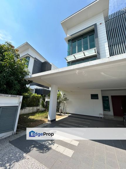 For Sale ; 3 Storey Semi-D, Sejati Residence @ Cyberjaya !, Selangor, Cyberjaya