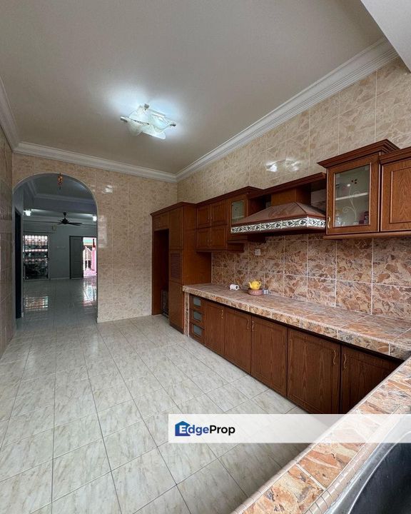 Menglembu Impiana Adril Double Storey Terrace House For Sale , Perak, Menglembu