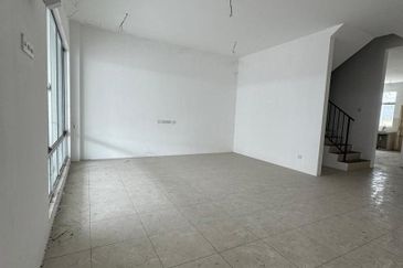 TAMAN METRO PENGKALAN