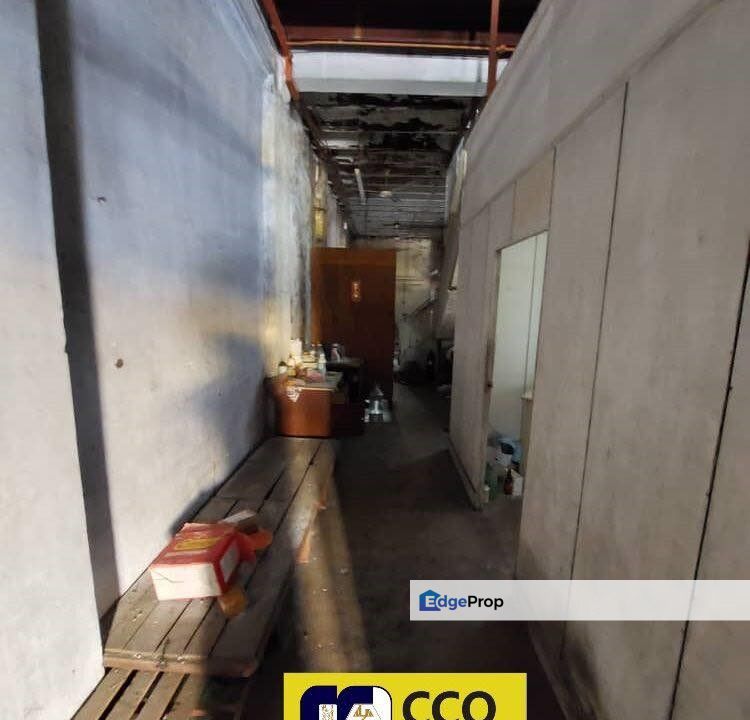 Menglembu Ipoh Double Storey Intermediate Freehold Pre War Shophouse For Sale, Perak, Ipoh