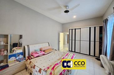 Panorama Lapangan Akasia @ Botani