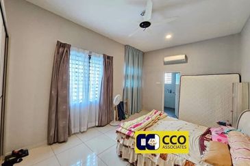 Panorama Lapangan Akasia @ Botani