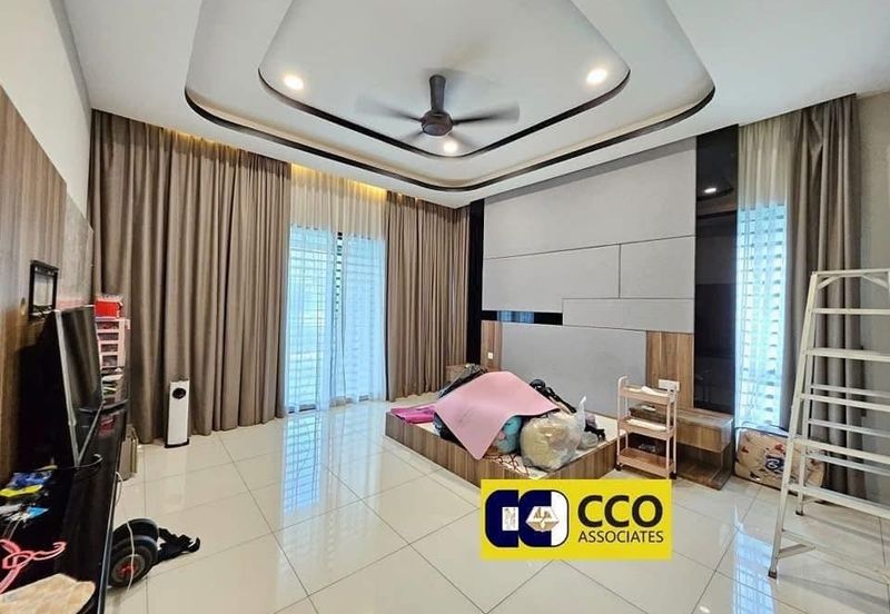 Panorama Lapangan Akasia @ Botani