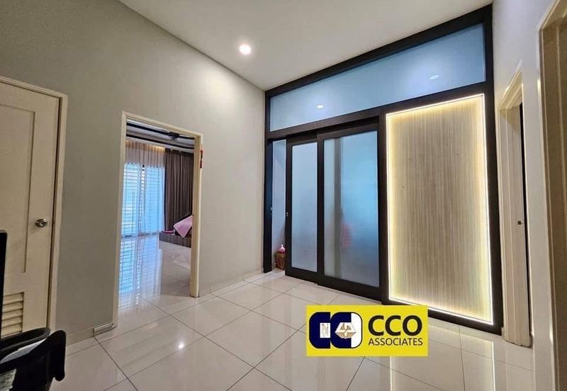 Panorama Lapangan Akasia @ Botani