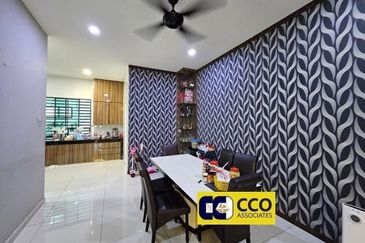 Panorama Lapangan Akasia @ Botani