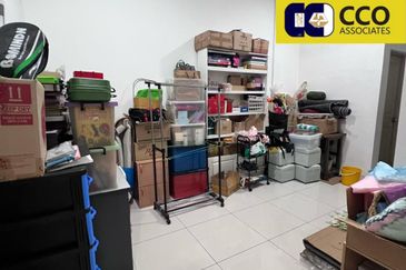 Dorset Place @ Taman Lapangan Setia