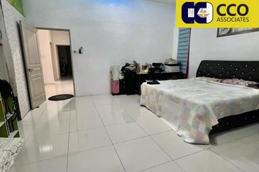 Dorset Place @ Taman Lapangan Setia