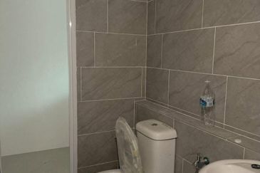 TASEK AVENUE RESIDENT