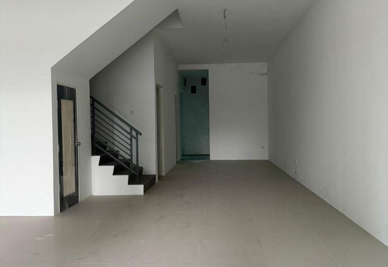 TASEK AVENUE RESIDENT