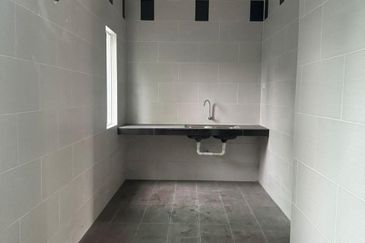 TASEK AVENUE RESIDENT