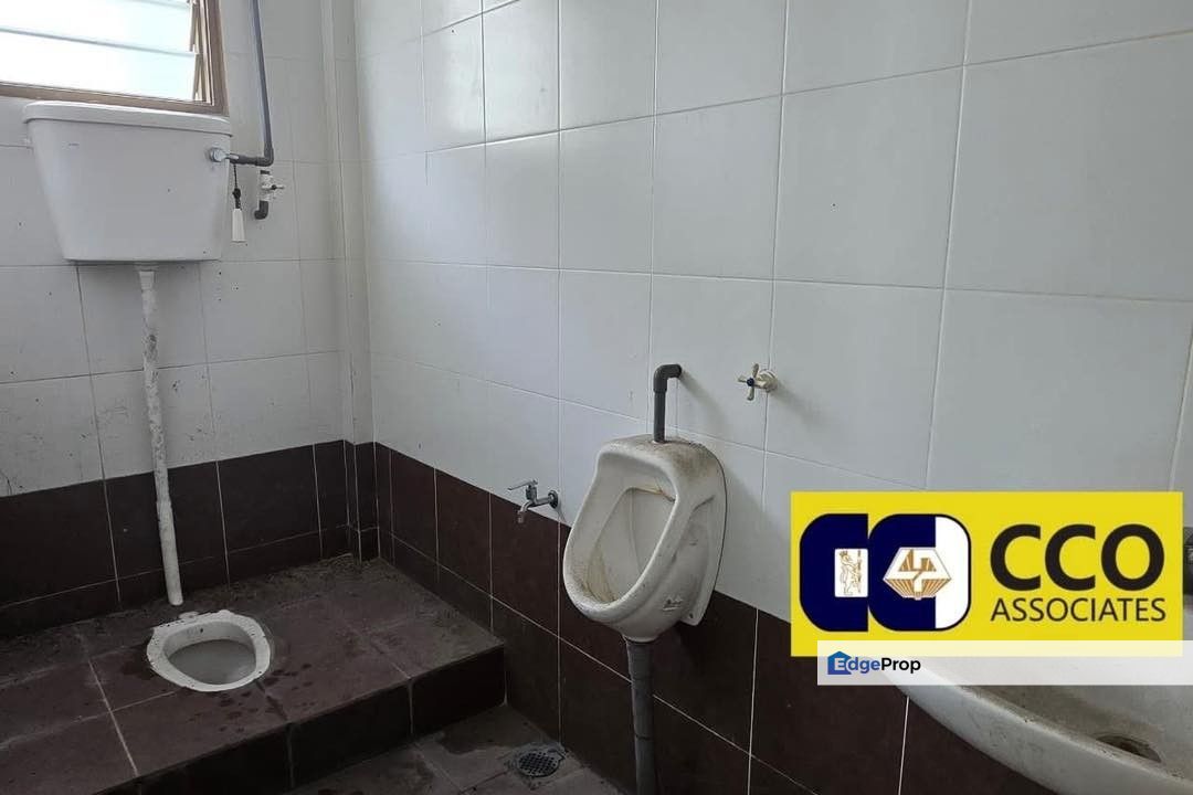 💥𝗦𝘁𝘂𝗻𝗻𝗶𝗻𝗴 𝟭.𝟱 𝗦𝗲𝗺𝗶 - 𝗗 𝗙𝗮𝗰𝘁𝗼𝗿𝘆 𝗳𝗼𝗿 𝗦𝗮𝗹𝗲 & 𝗥𝗲𝗻𝘁 𝗶𝗻 𝗦𝗶𝗽𝘂𝘁𝗲𝗵💥 , Perak, Tronoh