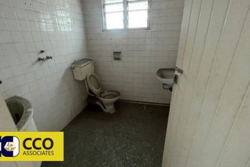 Persiaran Greenhill, Kampung Jawa