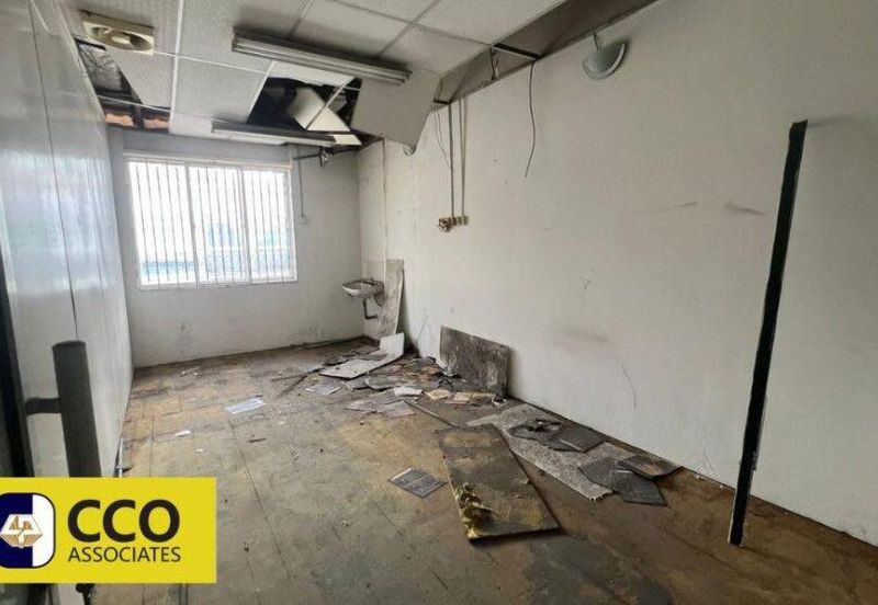 Persiaran Greenhill, Kampung Jawa