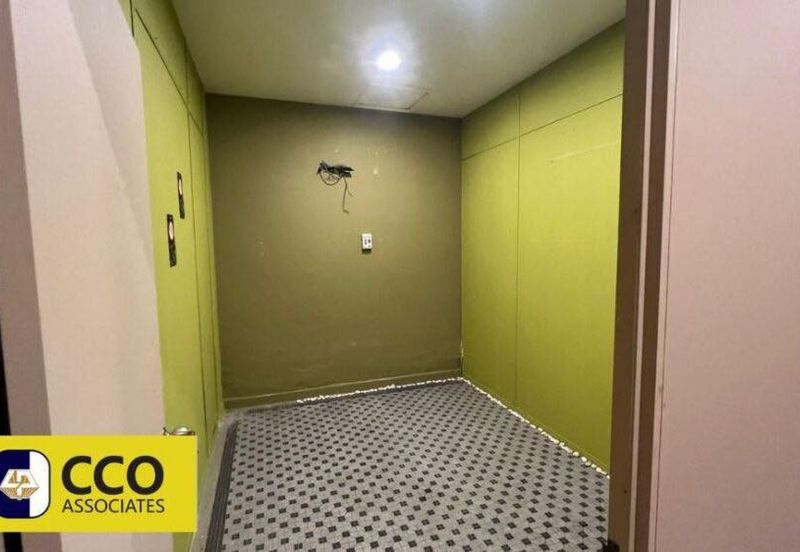 Persiaran Greenhill, Kampung Jawa