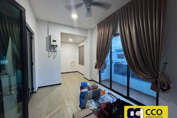 TAMAN SURIA (SUN LAND RESIDENCE)