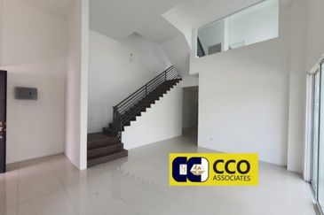 TASEK AVENUE RESIDENT