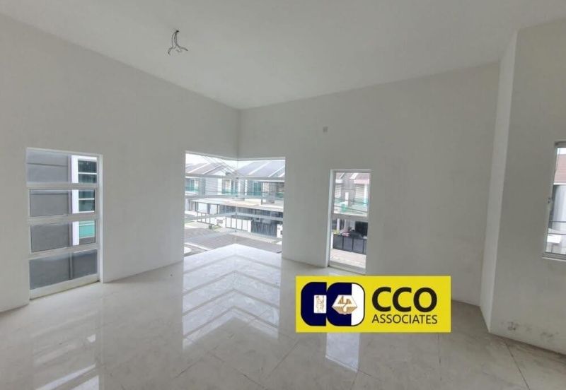 TASEK AVENUE RESIDENT