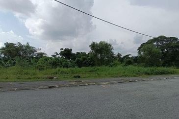 DESA LAHAT SRI -WANG