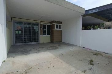 DESA LAHAT SRI -WANG