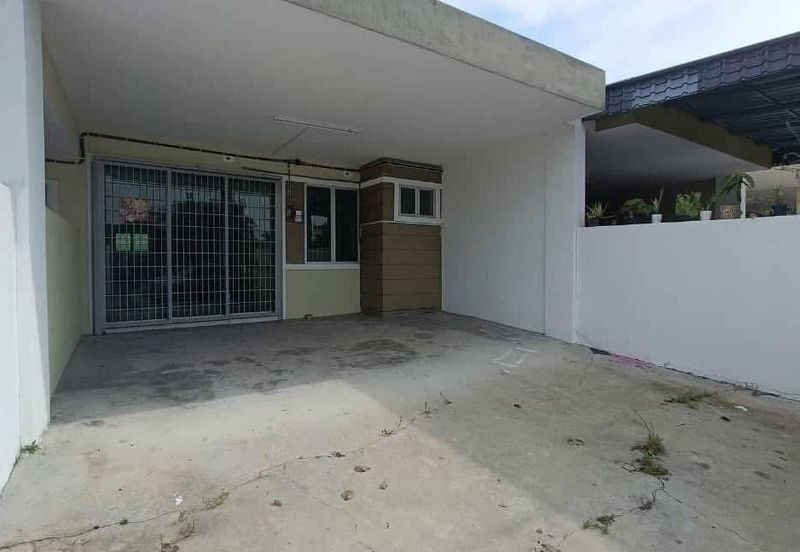 DESA LAHAT SRI -WANG