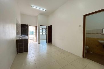 Panorama Lapangan Perdana