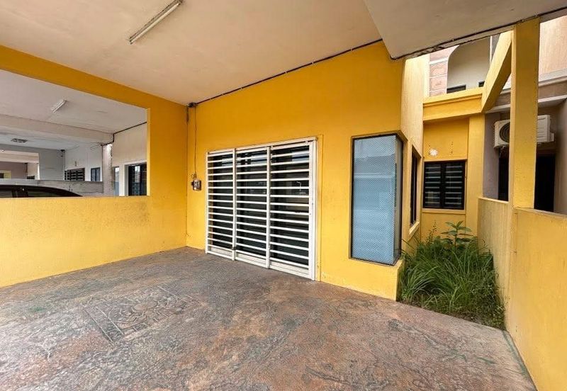 Panorama Lapangan Perdana