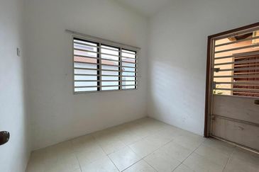 Panorama Lapangan Perdana