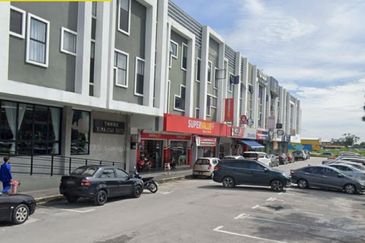 Pengkalan Station 18