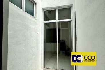 TAMAN LAPANGAN KIARA