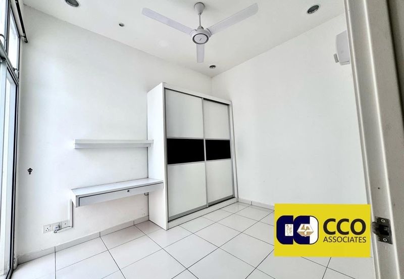 TAMAN LAPANGAN KIARA