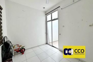 TAMAN LAPANGAN KIARA